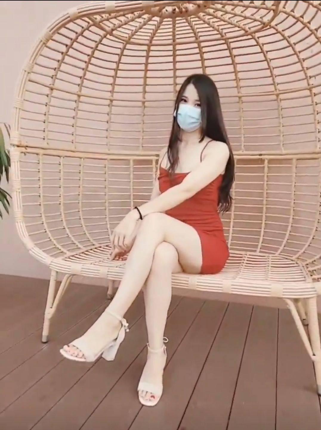 女秘书露露兼职